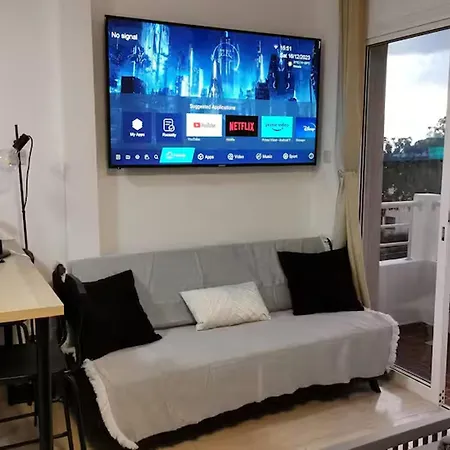 Calm Seaview Nest - 8 Mins From Coral Bay *