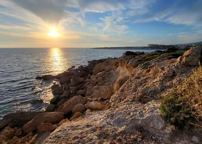 Calm Seaview Nest - 8 Mins From Coral Bay Pegeia