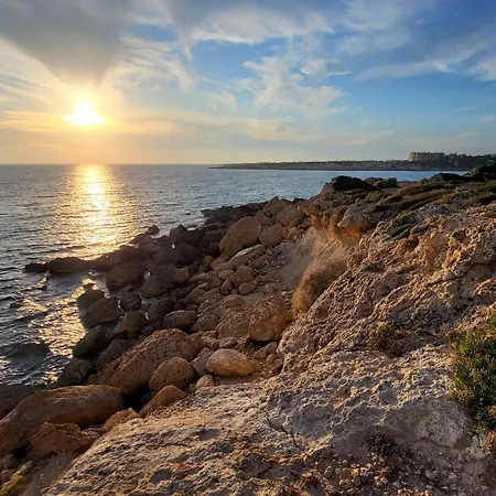 Calm Seaview Nest - 8 Mins From Coral Bay Пейя